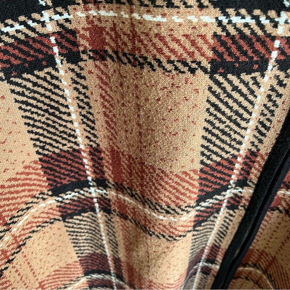 Tahari Plaid Knit Zip-Up Poncho Cape Fringe Brown Black Women’s 2X 3X Plus Size - Picture 8 of 11